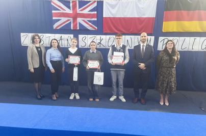 Julia Matuszkowiak powiatową poliglotką!